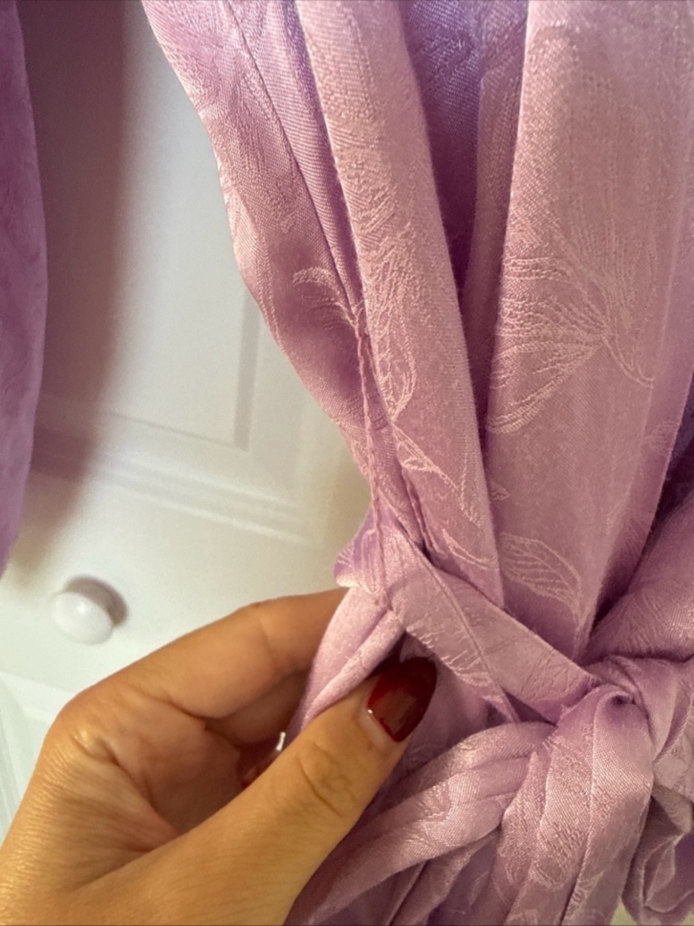 Victoria's Secret Lace Trim Viscose Robe Size M/L Lilac Flowery Pattern Bridal - Picture 7 of 15
